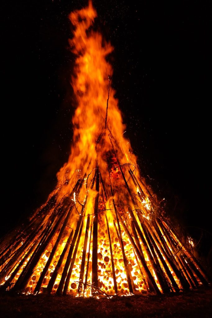 fire, flames, embers-142482.jpg